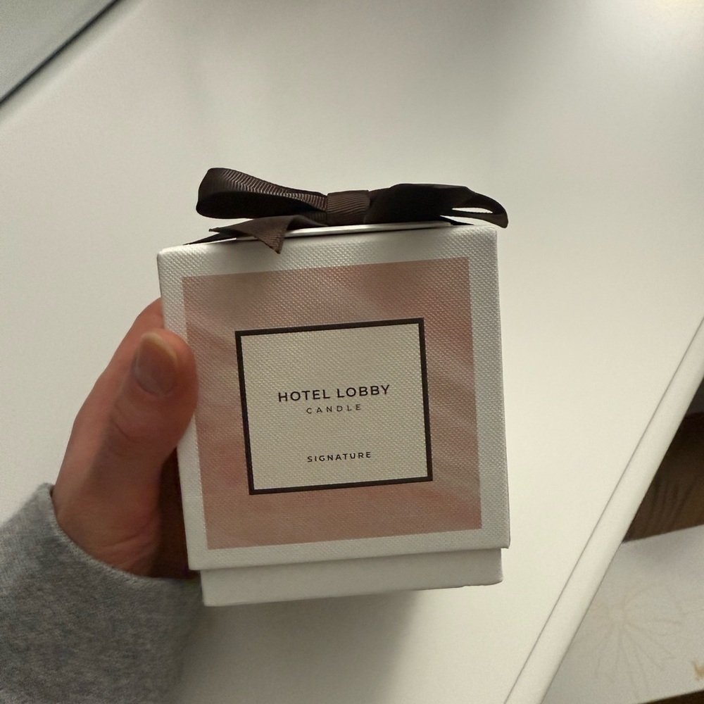 Hotel Lobby Signature Candle with Brown Ribbon